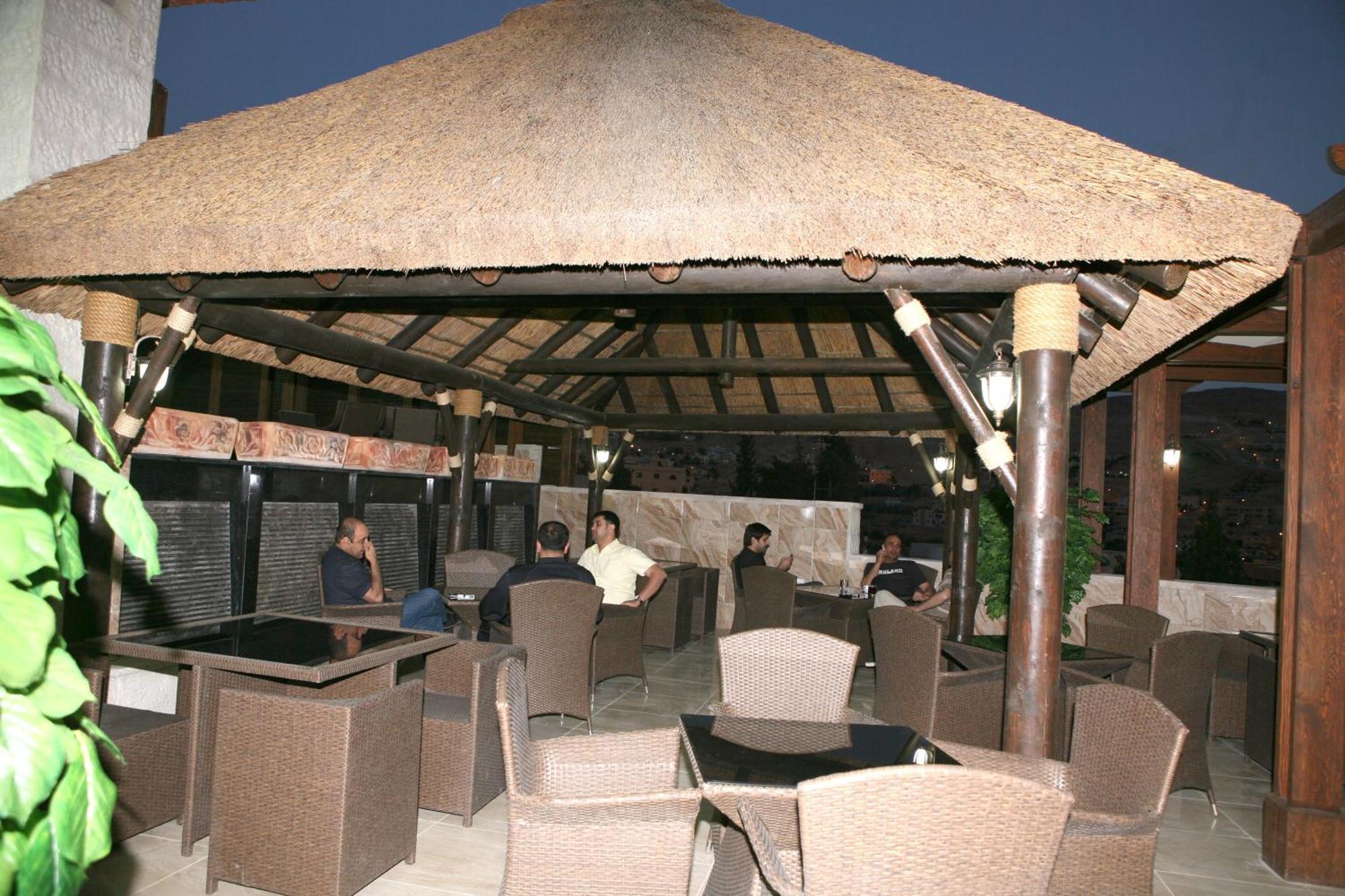 Seven Wonders Hotel Wadi Musa Exterior foto